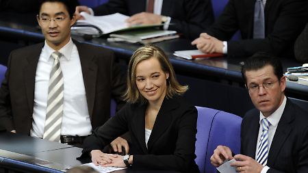 Minister Rösler, Köhler und Guttenberg (von links): Gemeinsamkeiten sind begrenzt.