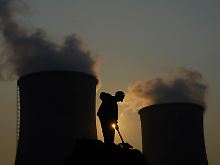 Kühltürme in China: "Als China Kyoto unterzeichnete, war es ein relativ unbedeutender Emittent. Inzwischen ist China der weltgrößte Produzent von Treibhausgasen."