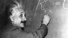 Auch Einstein wurde für seine Relativitätstheorie heftig angefeindet.