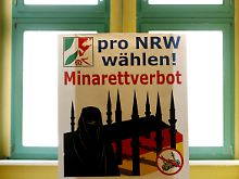 An Journalisten und Rechtsextremen: Islamist ruft zu Morden auf