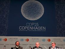 Klimakonferenz in Kopenhagen: Nach Ansicht der "Klima-Leugner" reine Zeit- und Geldverschwendung.