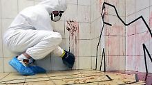 Inzwischen bilden Firmen bereits Tatortreiniger aus.