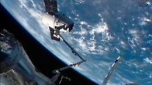 Astronaut Don Pettit: "Es sieht aus, als hätten wir einen Drachen beim Schwanz erwischt."