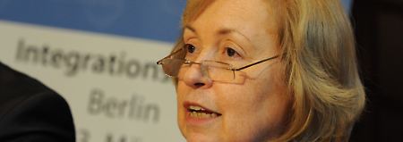 Als Bundesbeauftragte für Migration, Flüchtlinge und Integration ist Maria Böhmer Staatsministerin bei Angela Merkel. 
