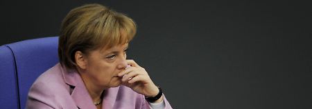 Merkel soll nach dem Willen der Opposition die "Karten auf den Tisch legen".