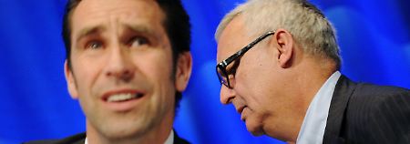 Machen weiter, auch nach dem erneuten Abstieg: Manager Michael Preetz und Präsident Werner Gegenbauer.