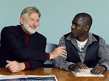Stefan Schmidt und Mouctar Bah bei der Pressekonferenz.