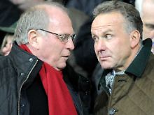 Noch uneinig, zumindest öffentlich: Bayern-Präsident Uli Hoeneß (l.) und Vorstandschef Karl-Heinz Rummenigge. 