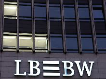 Als Aktiengesellschaft soll "die Möglichkeiten ungebührlicher Einflussnahme" auf das tägliche Geschäft begrenzt werden.