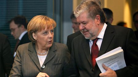 Da ist noch viel Klärungsbedarf: Merkel und Beck vor der Pressekonferenz im Kanzleramt zum "Bildungsgipfel". 