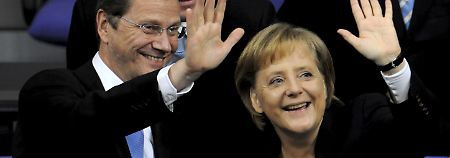 Zwischen Versprechen und Realitäten: Vizekanzler Westerwelle und Kanzlerin Merkel.
