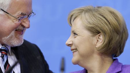 Peter Harry Carstensen lässt Angela Merkel nicht hängen. Aber das Kämpfen habe sich gelohnt, so der Kieler Regierungschef.