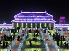 Auch hier groß gedacht: Glitzernde Träume aus Eis für das chinesische International Ice and Snow Festival. 