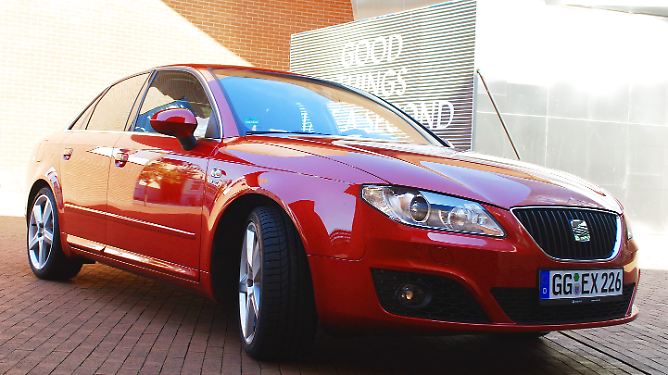Seat Exeo: Das rote Spielmobil
