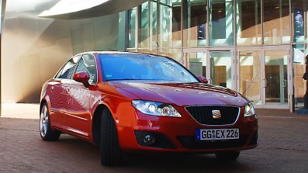 Gar nicht ein aufgekochter A4. Der Seat Exeo zeigt durchaus eigenen Charakter.
