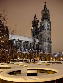 Der Dom zu Magdeburg ist der erste gotische Kathedralbau in Deutschland. Seine Erbauung geht auf das Jahr 1209 zurück. Heute ist er das Wahrzeichen der Elbestadt.