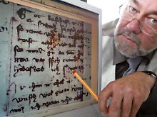 Reproduktion einer Handschrift aus dem 14. Jahrhundert mit einem Minnelied von Walther von der Vogelweide.