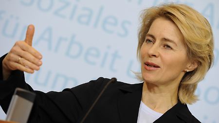 Verspricht Verbesserung: Arbeitsministerin von der Leyen.