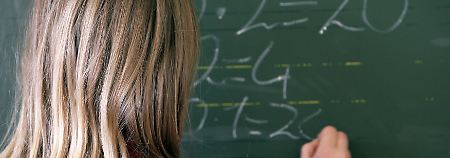 Mädchen können in Mathematik genauso gut sein  wie Jungen. 