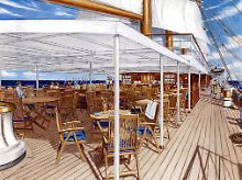 Die "Sea Cloud Hussar" - hier ein Entwurf des "Lido-Decks" - wird über eine Segelfläche von mehr als 4000 Quadratmetern verfügen. 