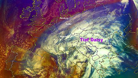 Tief "Daisy" macht sich in Europa breit.