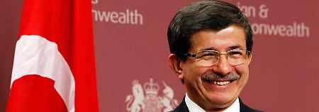 Davutoglu zeigt sich großmütig.