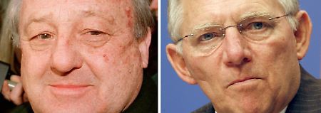 Karlheinz Schreibers (l) illegale Parteispende kostete Wolfgang Schäuble (r) im Februar 2000 seine Ämter.