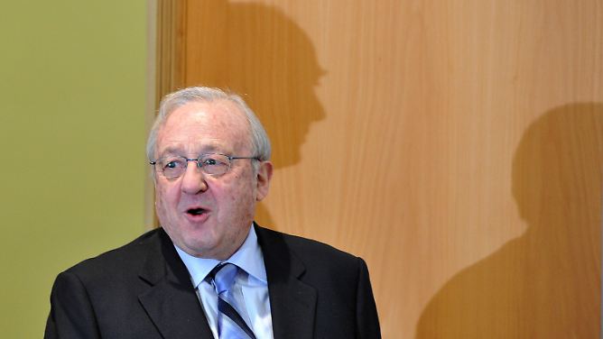 Schwarze Kassen bei CDU und CSU?: Der Waffenlobbyist Karlheinz Schreiber