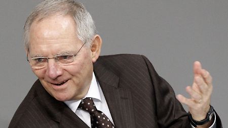 Finanzminister Schäuble will ab 2011 sparen. Wie und wo genau, das soll zuvor "gründlich" überlegt werden. 
