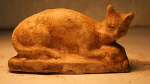 Eine der gefundenen Katzenfiguren.