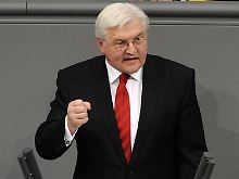 Mit Spaß am Opponieren: SPD-Fraktionschef Steinmeier spricht von "Totalversagen".