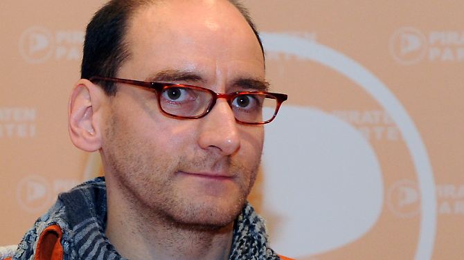 Könnten zum Kanzlermacher werden: Die Piraten von Johannes Ponader.