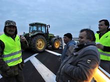 Mit Blockaden wollen Landwirte ihrer Forderung nach Subventionen Nachdruck verleihen.