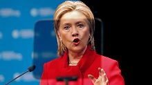 Die sorgfältig gewählten Worte las Clinton vom Teleprompter ab.