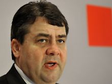 Fordert Angela Merkel zum Handeln auf: SPD-Chef Sigmar Gabriel.