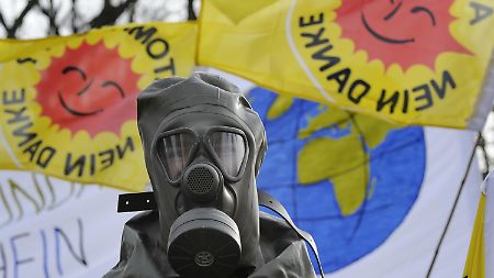 Proteste in Duisburg gegen die Atompolitik der schwarz-gelben Bundesregierung.