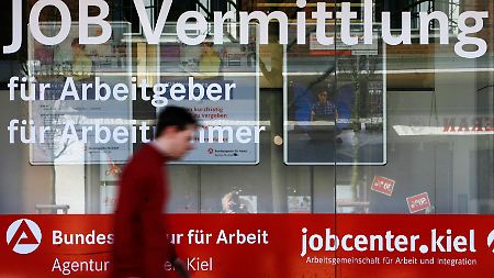 6,5 Millionen Menschen müssen eine Grundsicherung für ihr Leben beantragen.