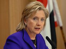 Hillary Clinton betont die Souveränität Jemens.