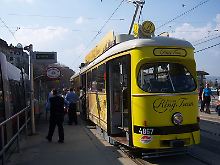 Reisende können ein Ticket für 24 Stunden oder eine Ringbahnrunde kaufen und dann nach Belieben ein- und aussteigen.