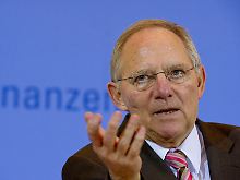 Finanzminister Schäuble könnte die Daten weitergeben.