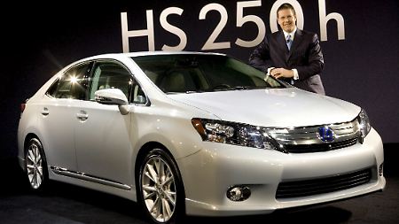 Auch der Hybrid-Lexus ist offenbar von der Rückrufaktion betroffen.