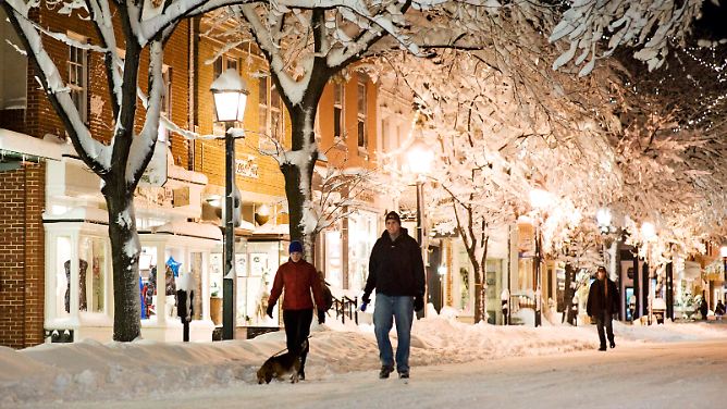 Chaos und Romantik: Nach dem Schneesturm in Washington