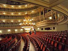 Der Opernsaal der Semperoper in Dresden. 