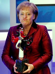 Merkel ist eine "zentrale Orientierungsfigur in der Politik". Und nun auch Medienpreisträgerin.