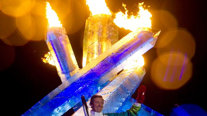 Olympische Winterspiele in Vancouver: Eröffnungsfeier mit Trauerflor