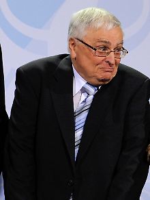 Im Jahr 2010 macht Zwanziger als DFB-Präsident bislang keine gute Figur.