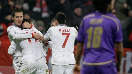 Heimbonus: Bayerns Klose durfte aus eindeutiger Abseitsposition das Siegtor erzielen.