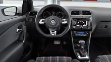 Ganz der große Bruder: Im Innern passt sich der Polo ganz der Designlinie des Golf GTI an. 