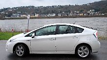 Ein Sparmobil mit Familienqualitäten ist der Prius auf jeden Fall. Allerdings ist er kein Schnäppchen.