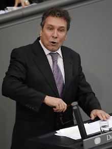 Linksfraktionsvize Klaus Ernst sieht in Steuerhinterziehern die wahren Betrüger.